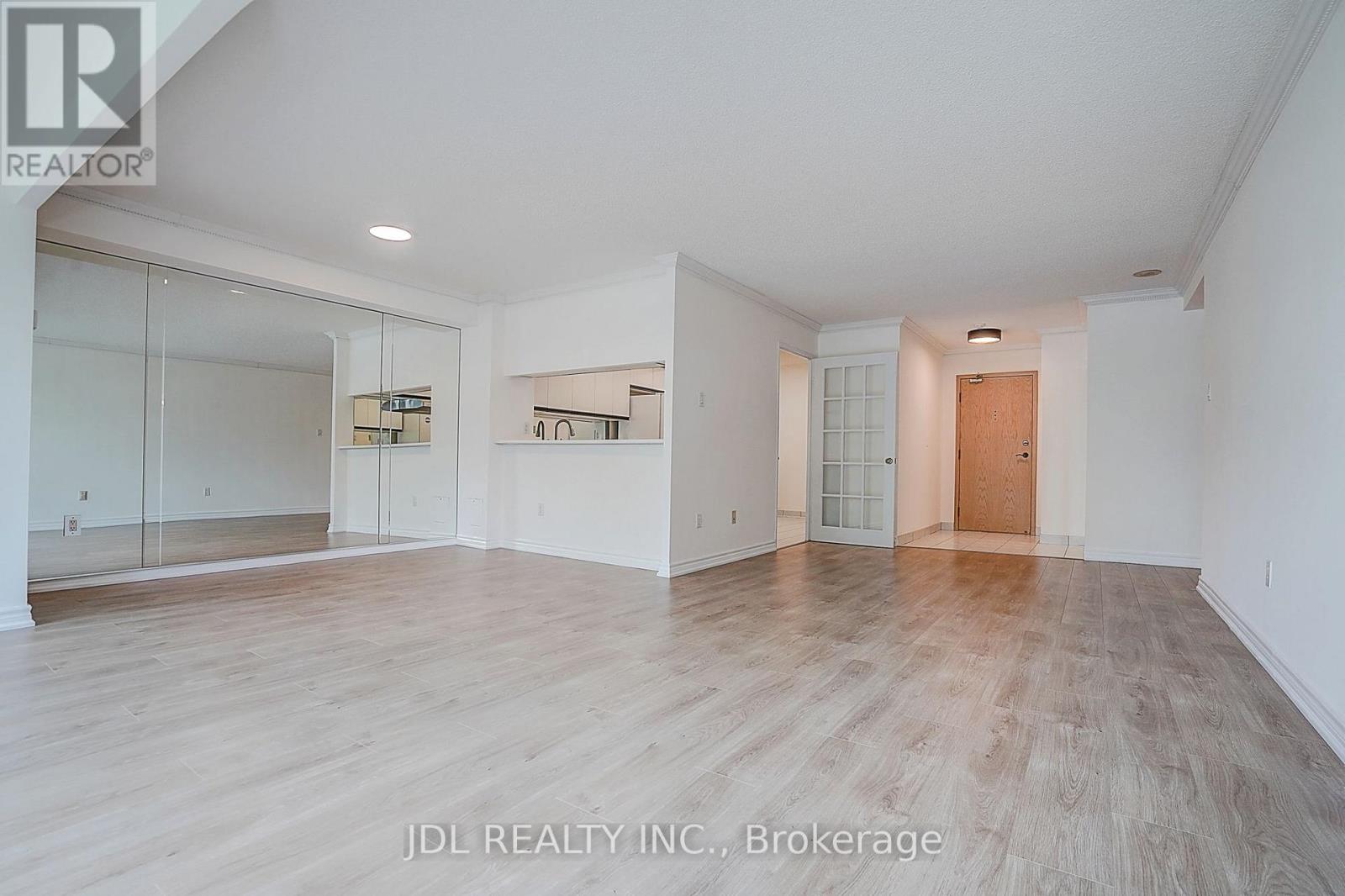 #219 7825 BAYVIEW AVENUE - 13
