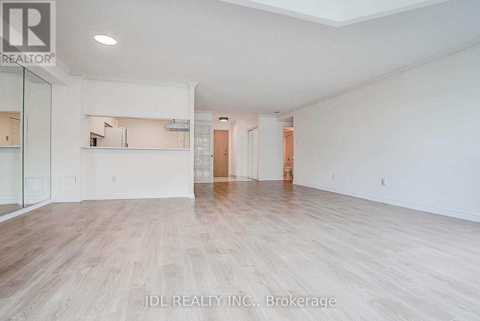 #219 7825 BAYVIEW AVENUE - 17
