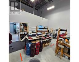 O & P - 570 Bryne Drive, Barrie, ON L4N9P6 Photo 8