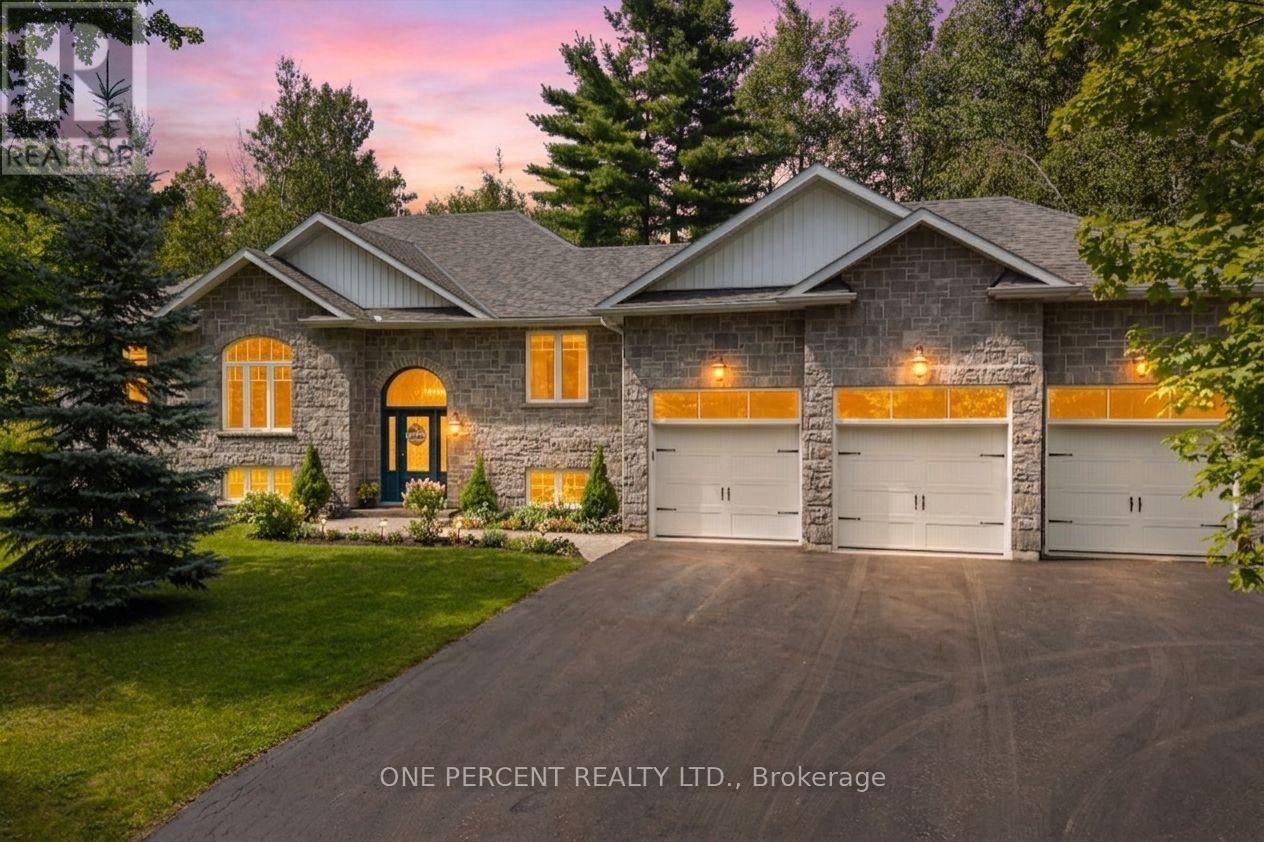 1370 RIMKEY CRESCENT - 2