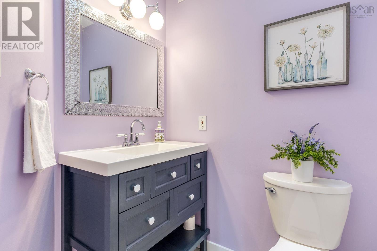 Property 27 of 51 of 190 Greenwood Avenue