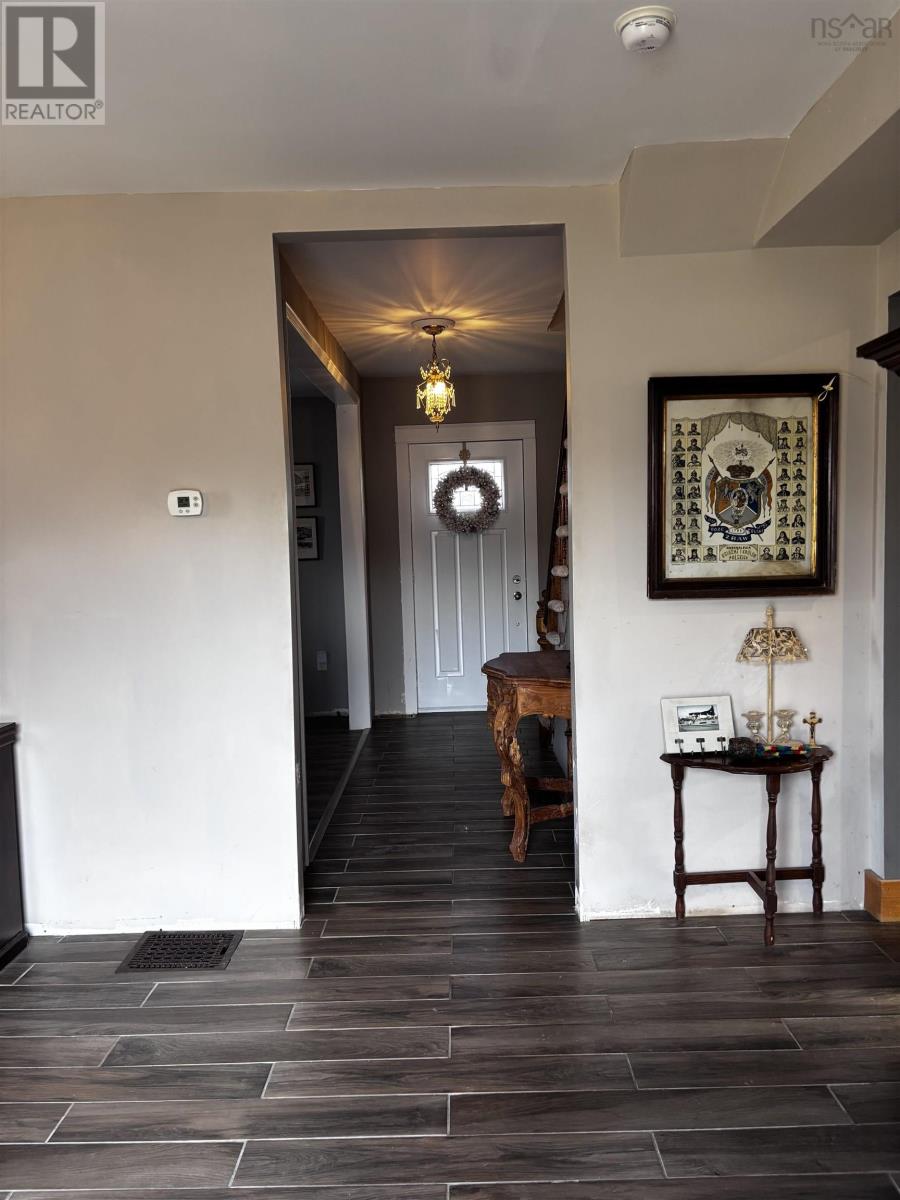 55 Maple Avenue - 11