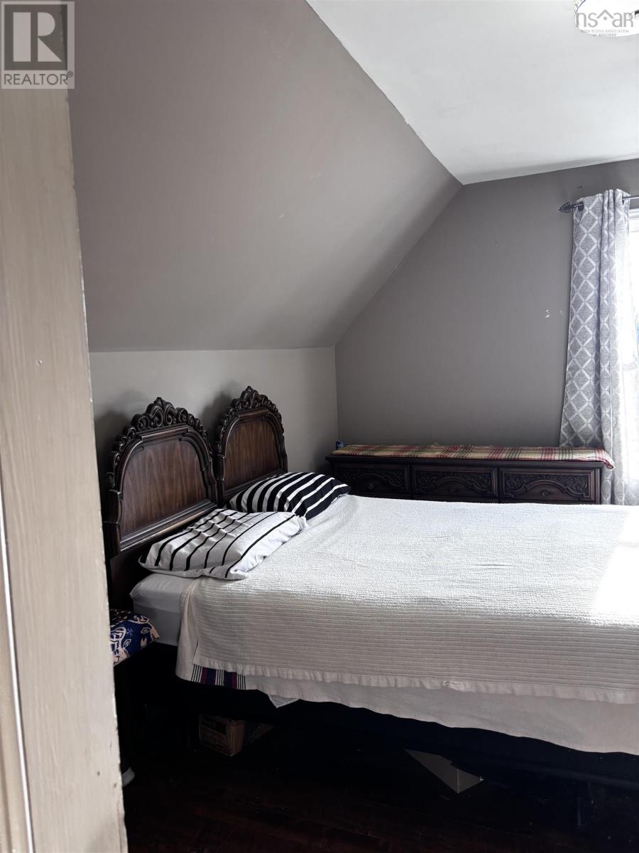 55 Maple Avenue - 34
