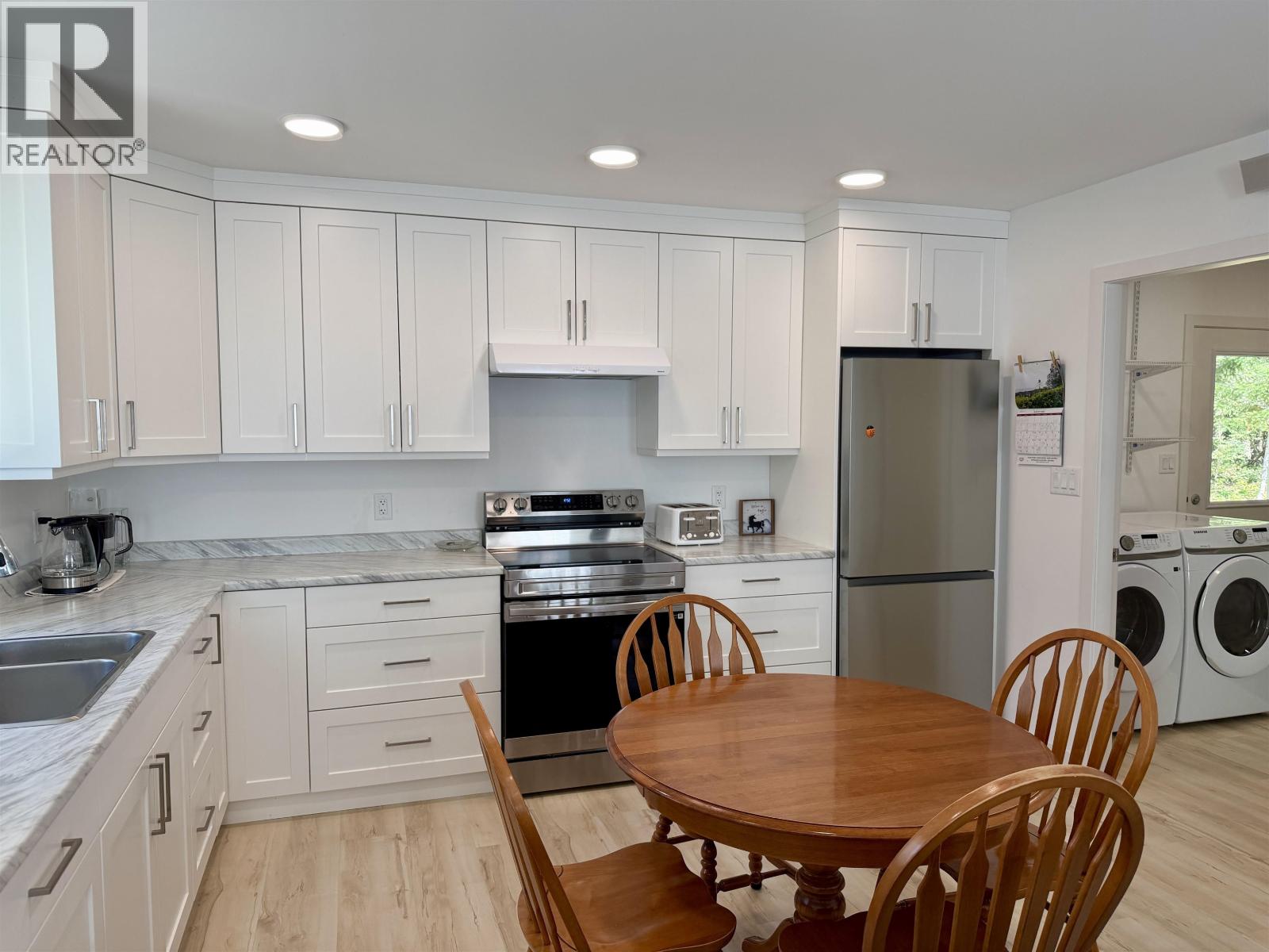 22732 PITKA ROAD, Fort Fraser