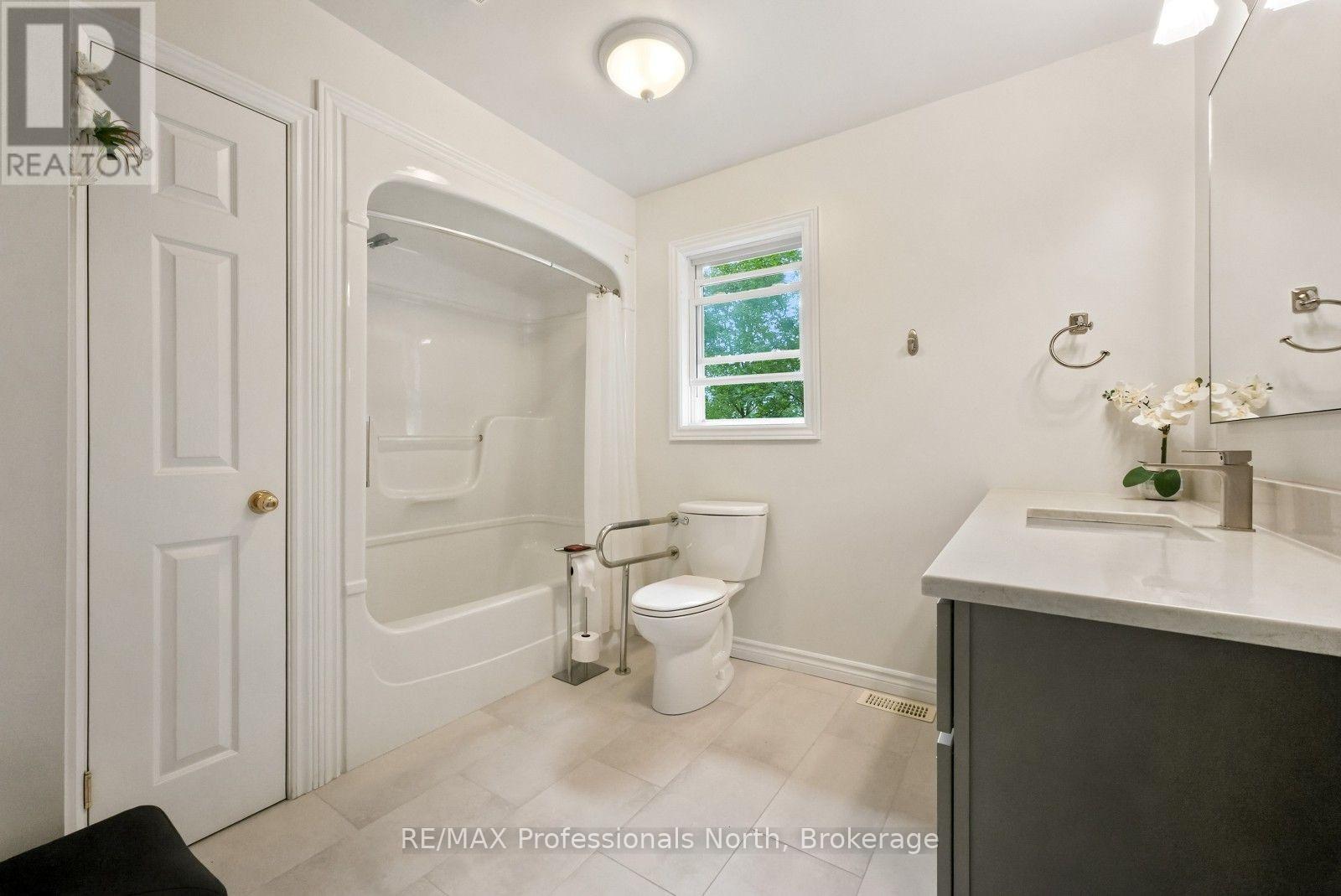 202 SUNNYSIDE STREET - 13