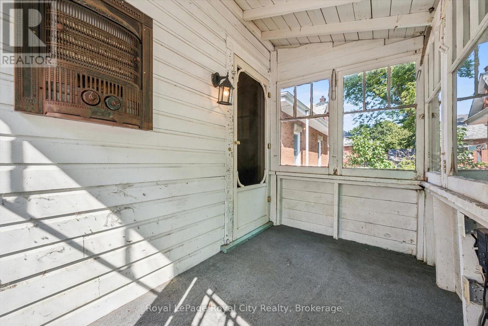22 BOULT AVENUE - Image 36