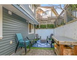 15587 Semiahmoo Avenue, White Rock, BC V4B1V3 Photo 39