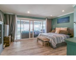 15587 Semiahmoo Avenue, White Rock, BC V4B1V3 Photo 15