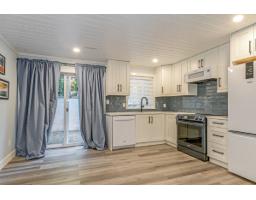 15587 Semiahmoo Avenue, White Rock, BC V4B1V3 Photo 31