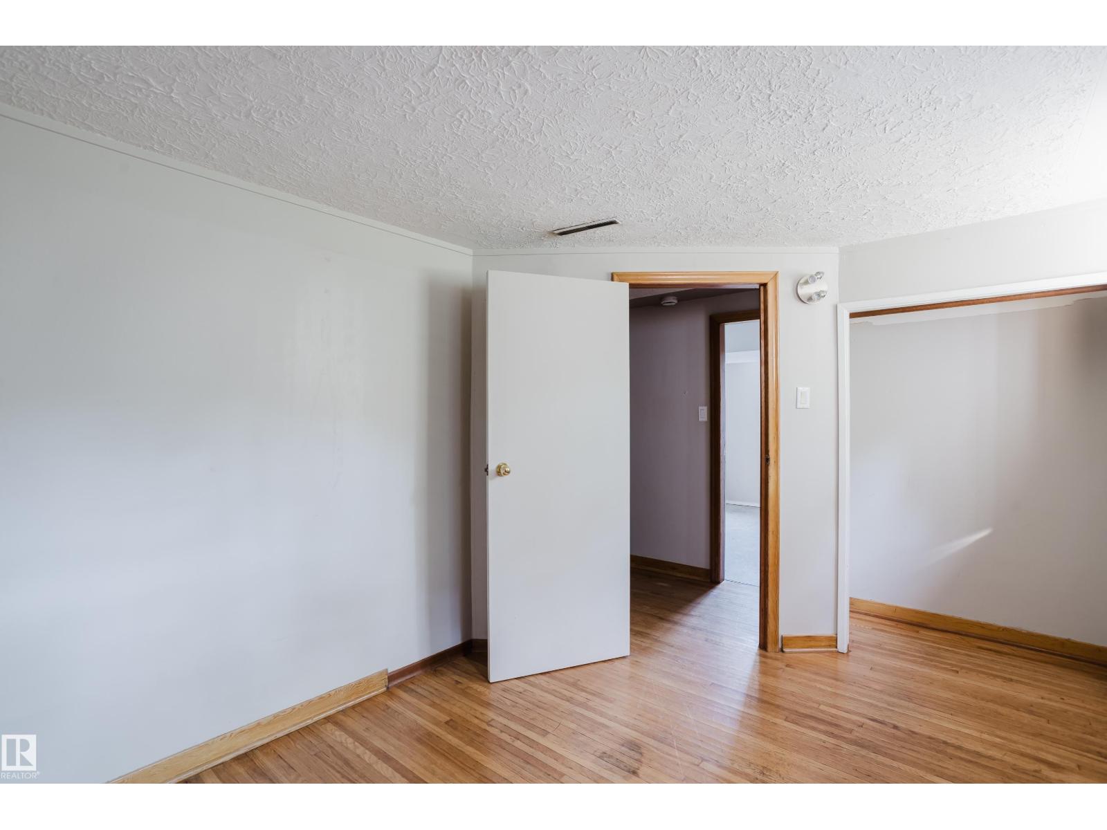 12811 117 AV NW - Image 34