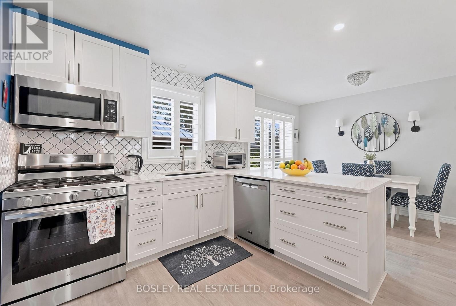 15 WILSON AVENUE - 12