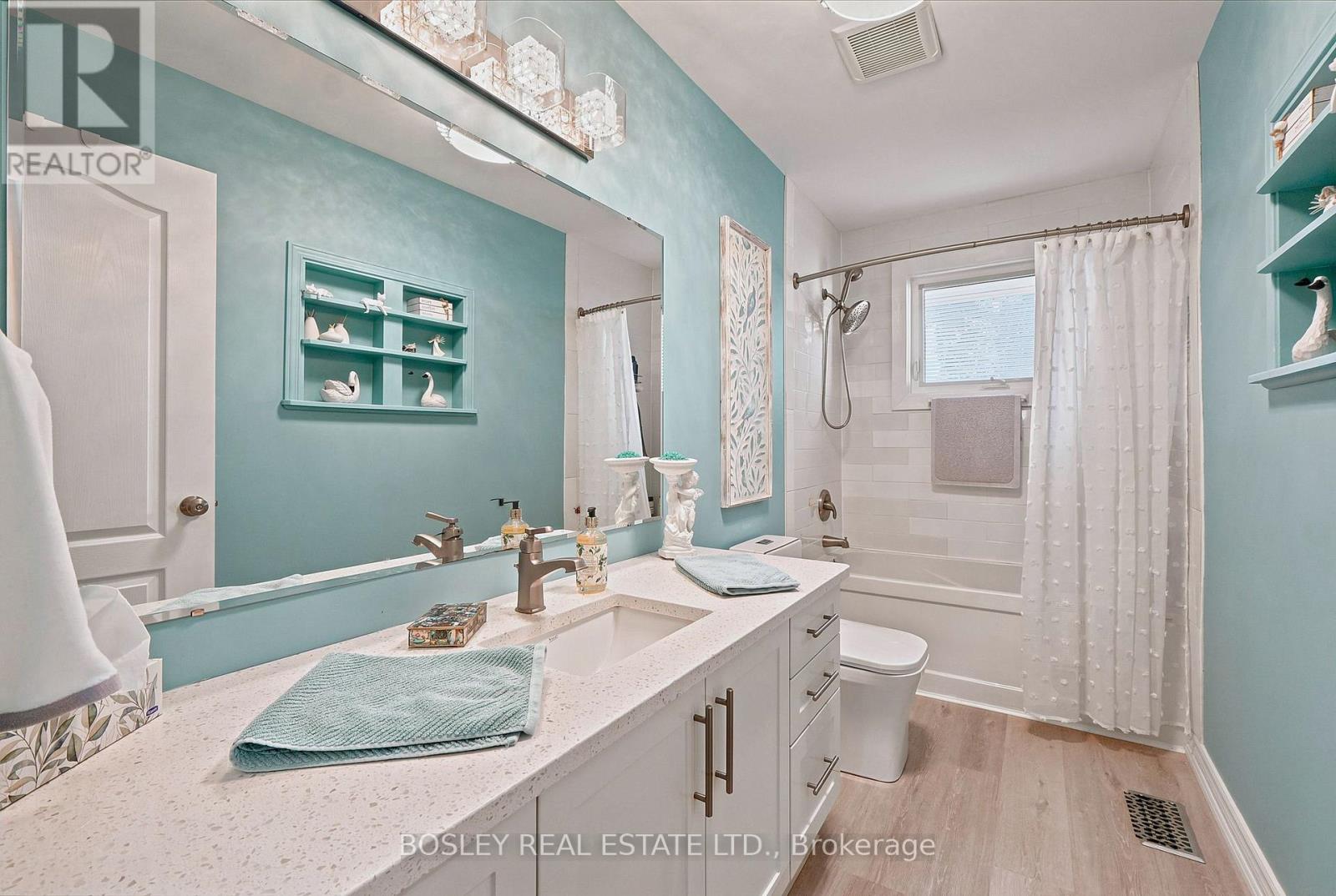 15 WILSON AVENUE - 19