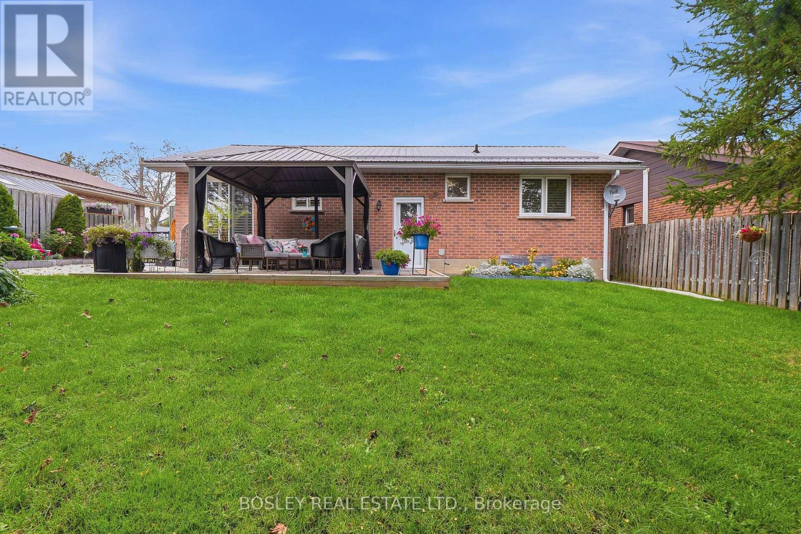 15 WILSON AVENUE - Image 29