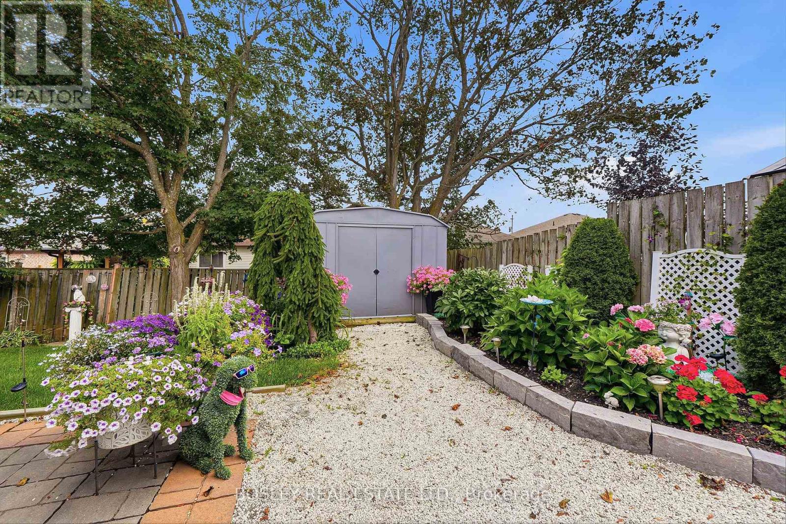 15 WILSON AVENUE - 34