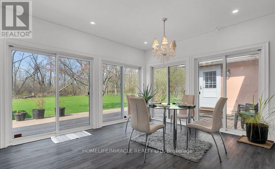 3035 NIAGARA PARKWAY - 24