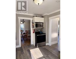 4pc Bathroom - 225 Water Street, Shelburne, NS B0T1W0 Photo 10