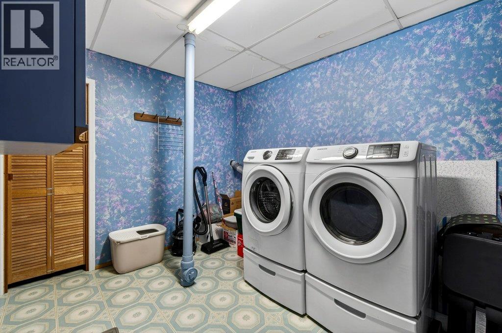 4751 Lakeshore Road NE - 41