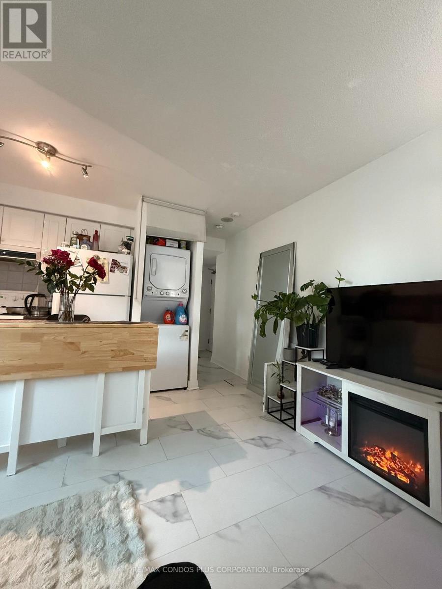 Photo of 650 QUEENS Quay