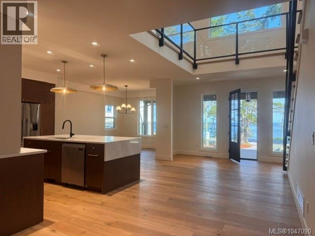 729 Berry Point Rd - Image 23