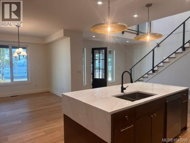 729 Berry Point Rd - Image 15