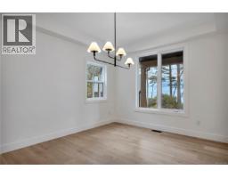 729 Berry Point Rd, Gabriola Island, BC V0R1X1 Photo 19