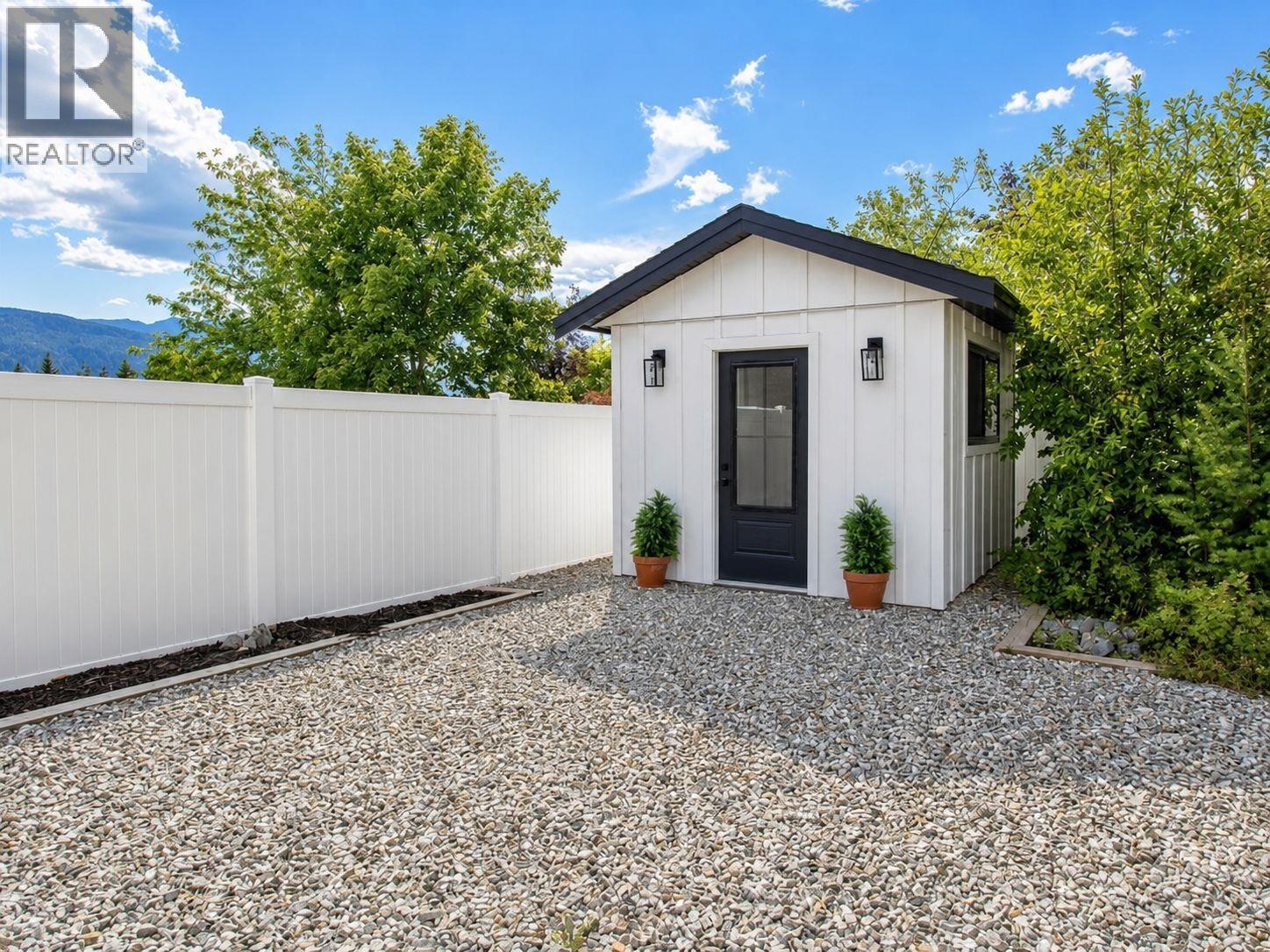 1925 35 Street NE - 59