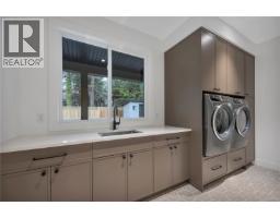 729 Berry Point Rd, Gabriola Island, BC V0R1X1 Photo 37