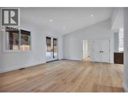 729 Berry Point Rd, Gabriola Island, BC V0R1X1 Photo 27