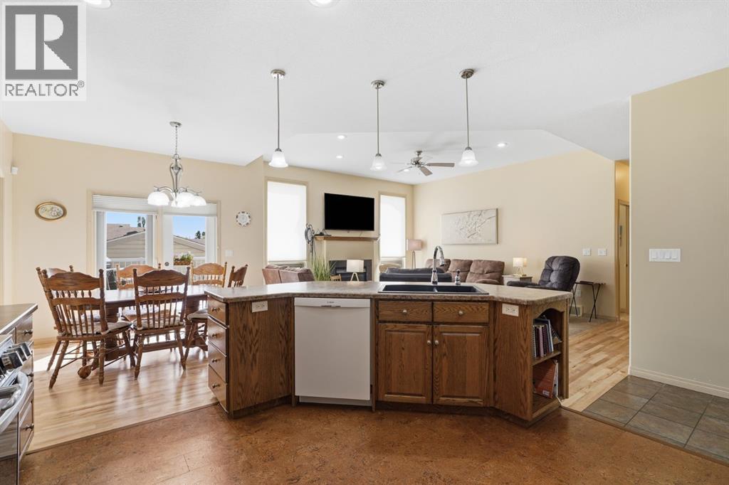 Listing photo – 5909 62 Avenue, Ponoka