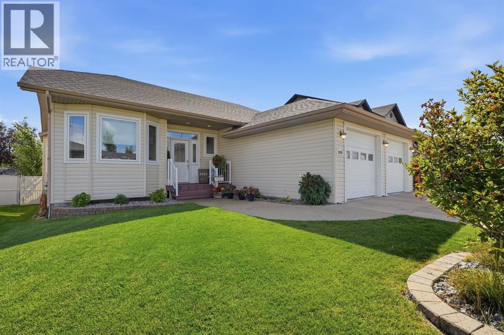 Listing photo – 5909 62 Avenue, Ponoka
