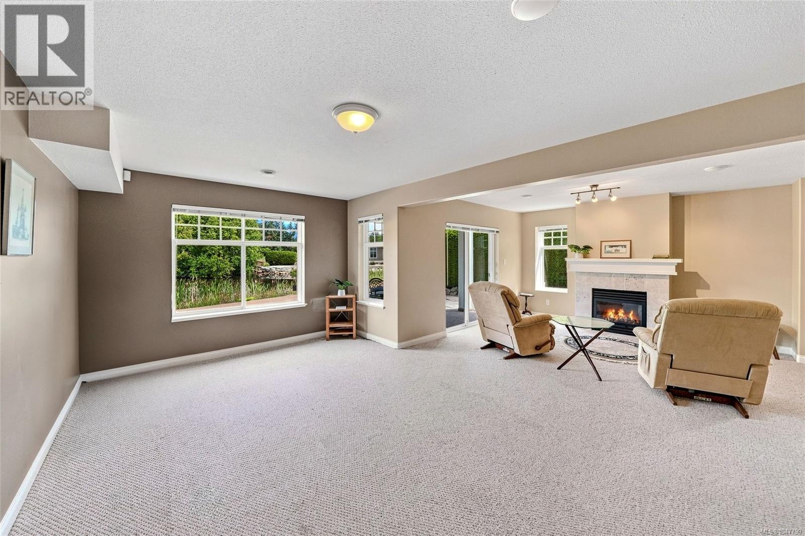 1391 Saturna Dr - Image 51