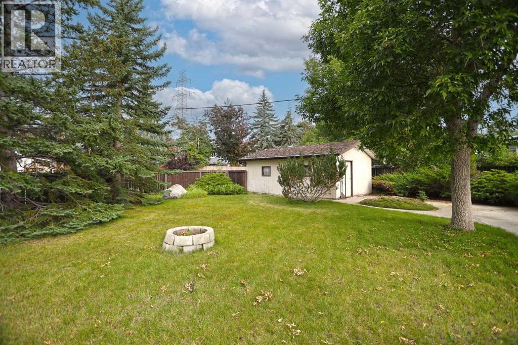 93 Winslow Crescent SW, Westgate, Calgary photo 3