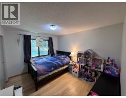 725 3 Highway, Cascade, BC V0H1E0 Photo 14