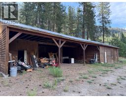 725 3 Highway, Cascade, BC V0H1E0 Photo 32