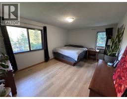 725 3 Highway, Cascade, BC V0H1E0 Photo 21