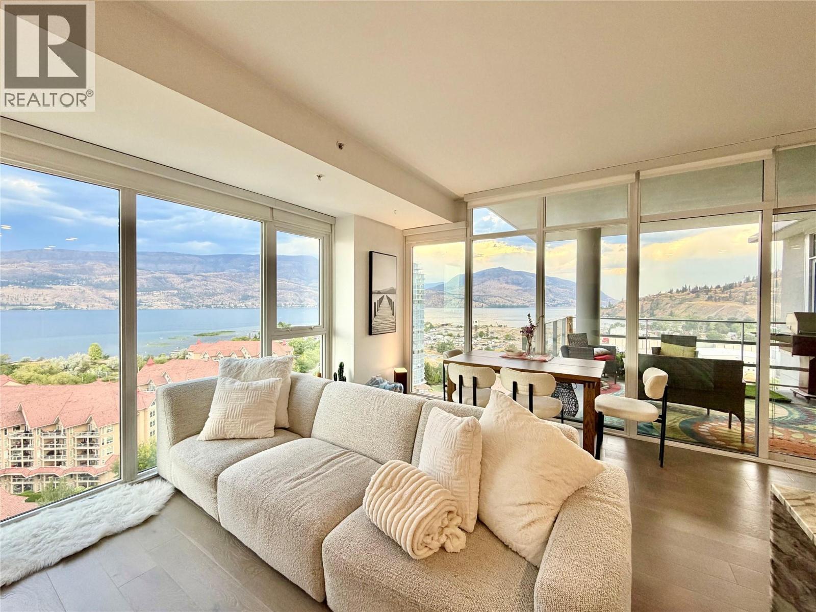 1702 1151 Sunset Drive, Kelowna