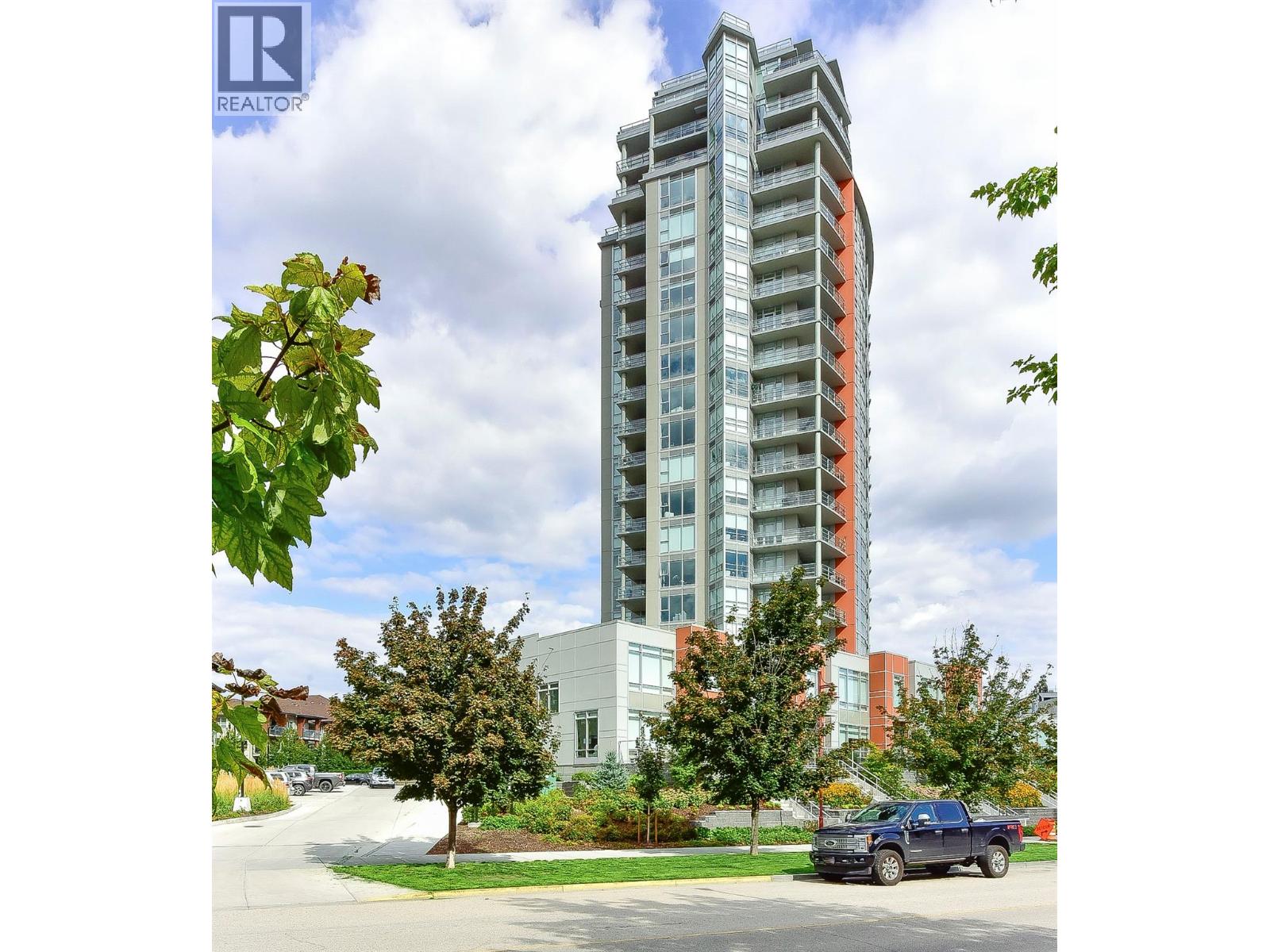 1702 1151 Sunset Drive, Kelowna