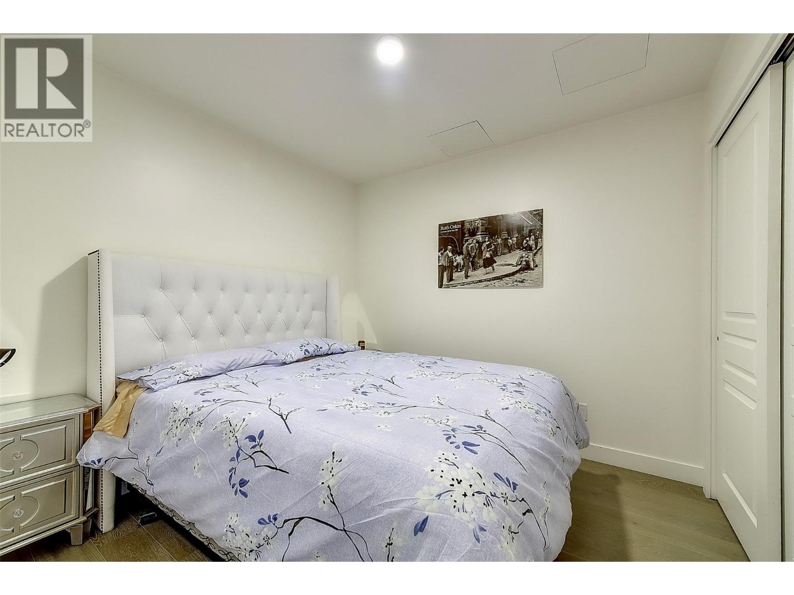 1702 1151 Sunset Drive, Kelowna
