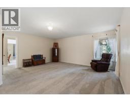 1084 Valewood Trail, Saanich, BC V8X5E3 Photo 23
