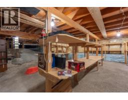 1084 Valewood Trail, Saanich, BC V8X5E3 Photo 46