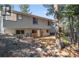 1084 Valewood Trail, Saanich, BC V8X5E3 Photo 47
