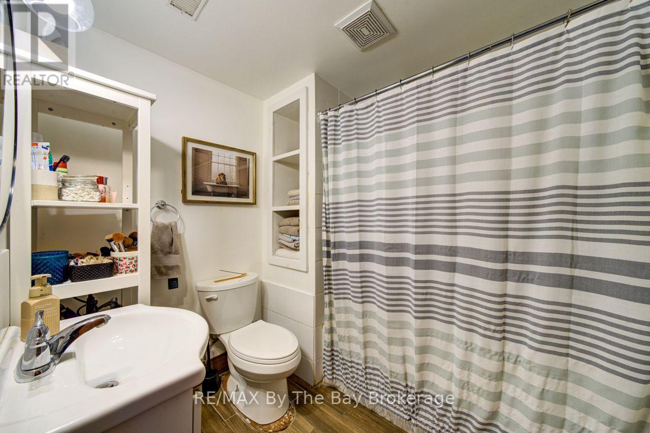794116 GREY RD 124 ROAD - 27