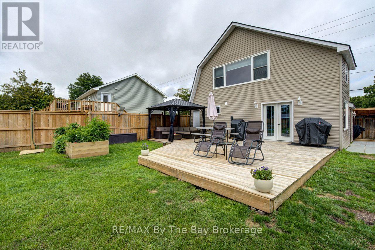 794116 GREY RD 124 ROAD - 32