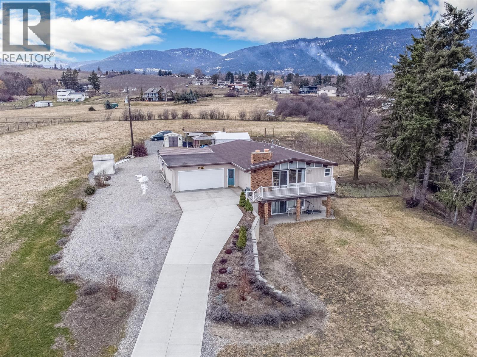  5973 Pleasant Valley Road, Vernon