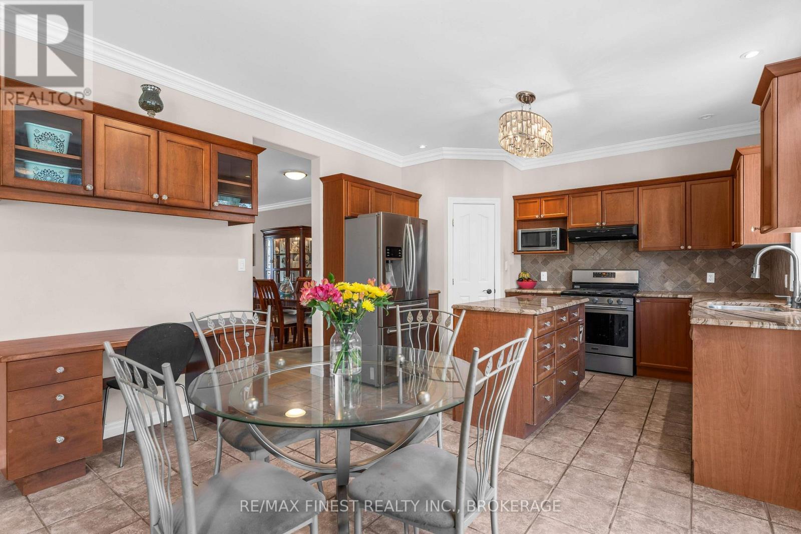 1208 GREENWOOD PARK DRIVE - Image 12