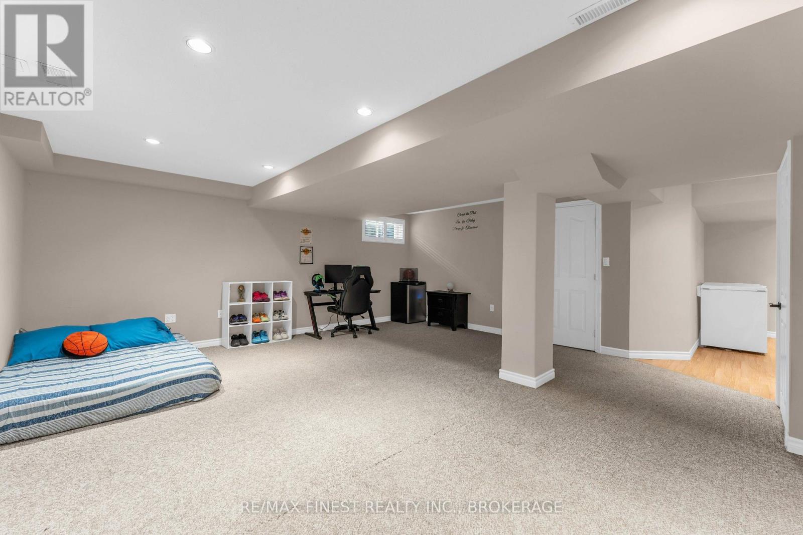 1208 GREENWOOD PARK DRIVE - Image 38
