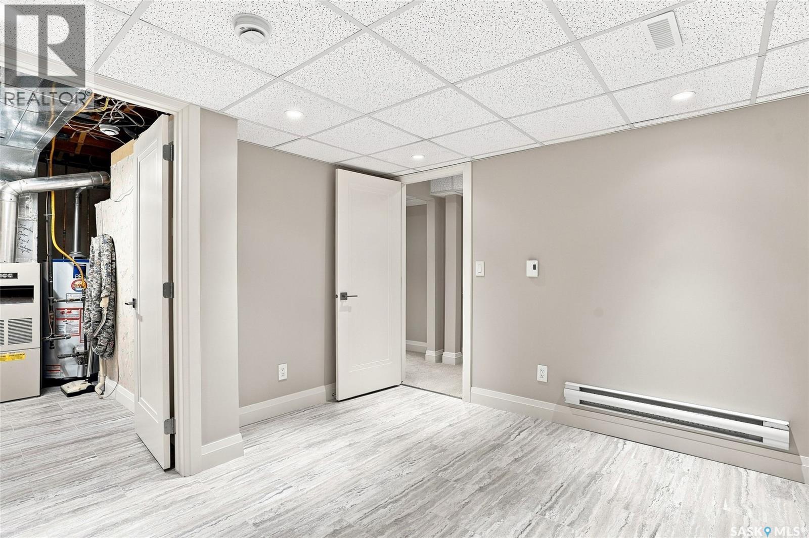 #42 3415 Calder CRESCENT - Image 41