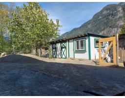 58465 Laidlaw Road, Laidlaw, Laidlaw, BC V0X1L2 Photo 30