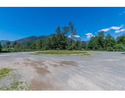 58465 Laidlaw Road, Laidlaw, Laidlaw, BC V0X1L2 Photo 22