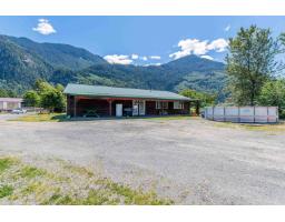 58465 Laidlaw Road, Laidlaw, Laidlaw, BC V0X1L2 Photo 26